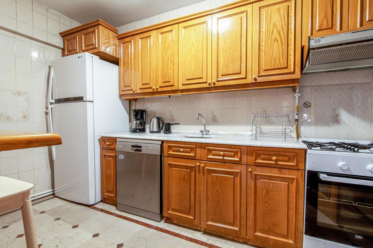 Gorgeous Flat With Lovely Balcony In Nisantasi Истанбул Екстериор снимка