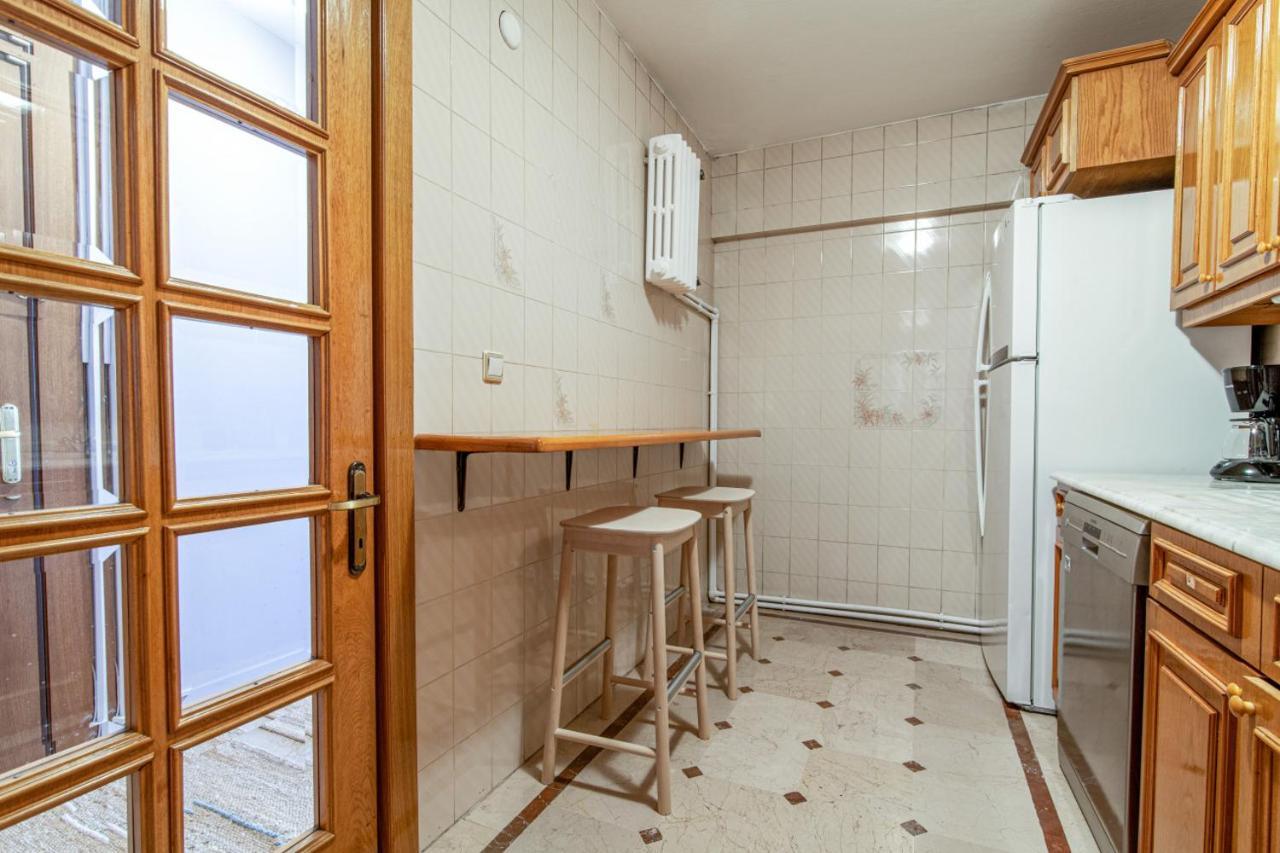 Gorgeous Flat With Lovely Balcony In Nisantasi Истанбул Екстериор снимка